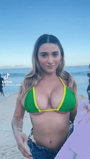 Princess Jackie bounces her big beautiful cock fucking juggies