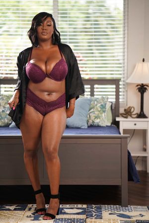 Voluptuous ebony Layton Benton strips & exposes her big ass & natural tits #5