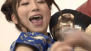 japanese cosplayer handjob cumshot