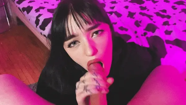 goth babe takes a full load in her mouth