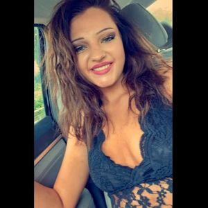 This pretty bitch in my town