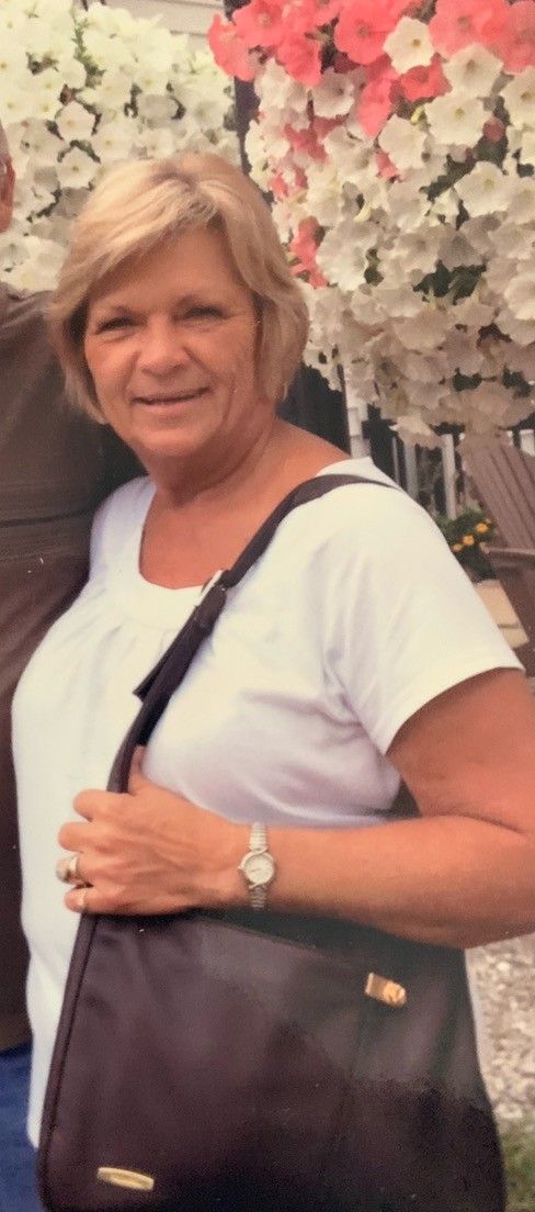 Tribute the sexy gilf nice tits