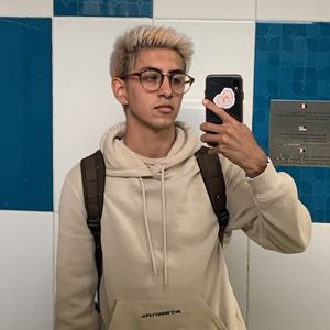 Gustavhorny Picture