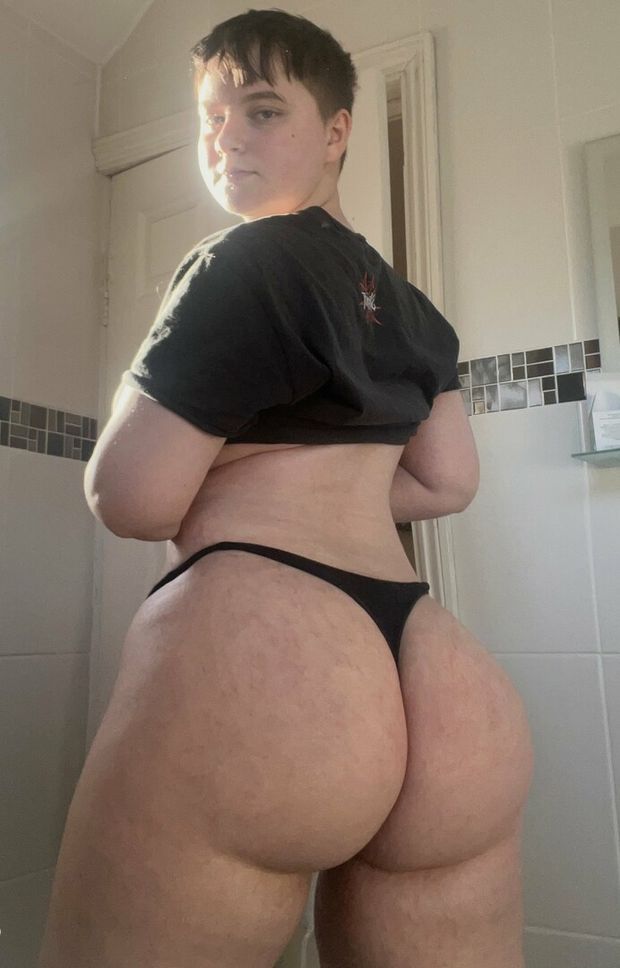 Batty Scarlet