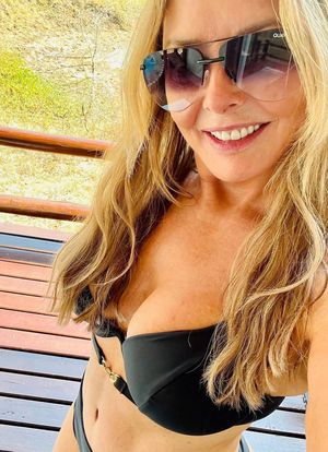Carol black bikini selfie