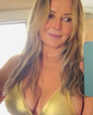 Carol gold bikini selfie