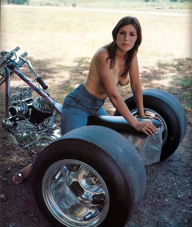 MILF on a trike