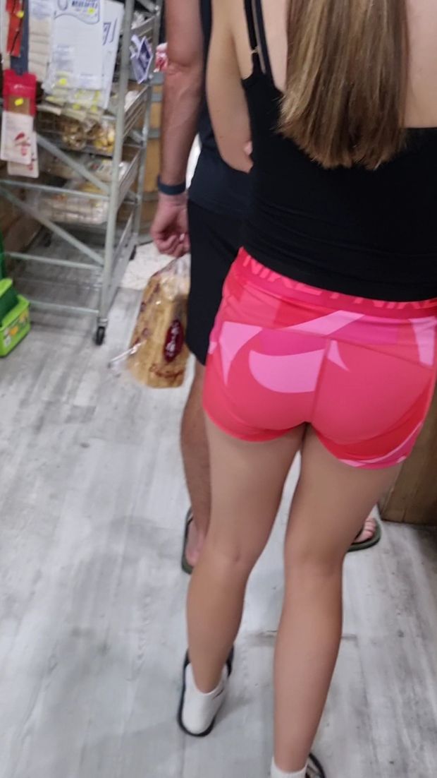 Hot pink shorts on store cutie 4