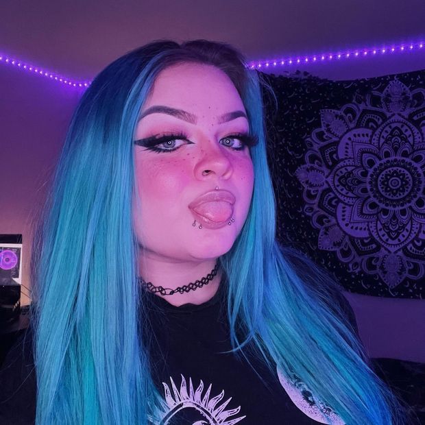 blue hair