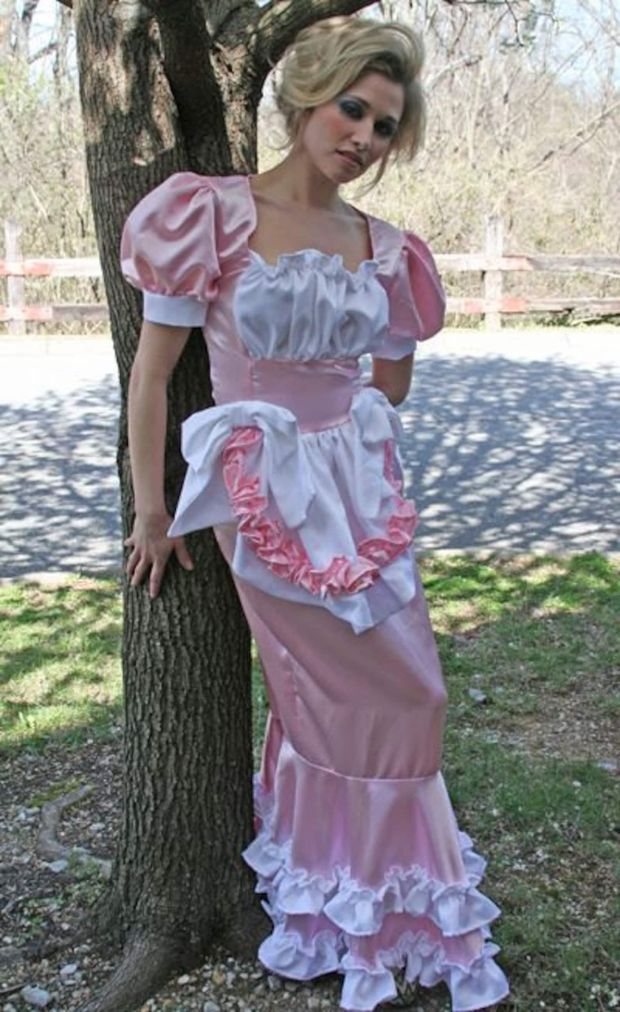 I think if I wore this I’d probably have a spontaneous orgasm just walking around in it.