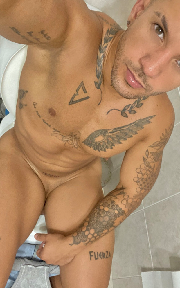 Tucking Selfie