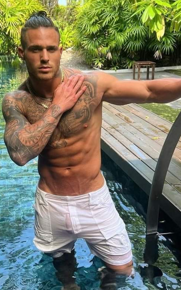 Wet dick print