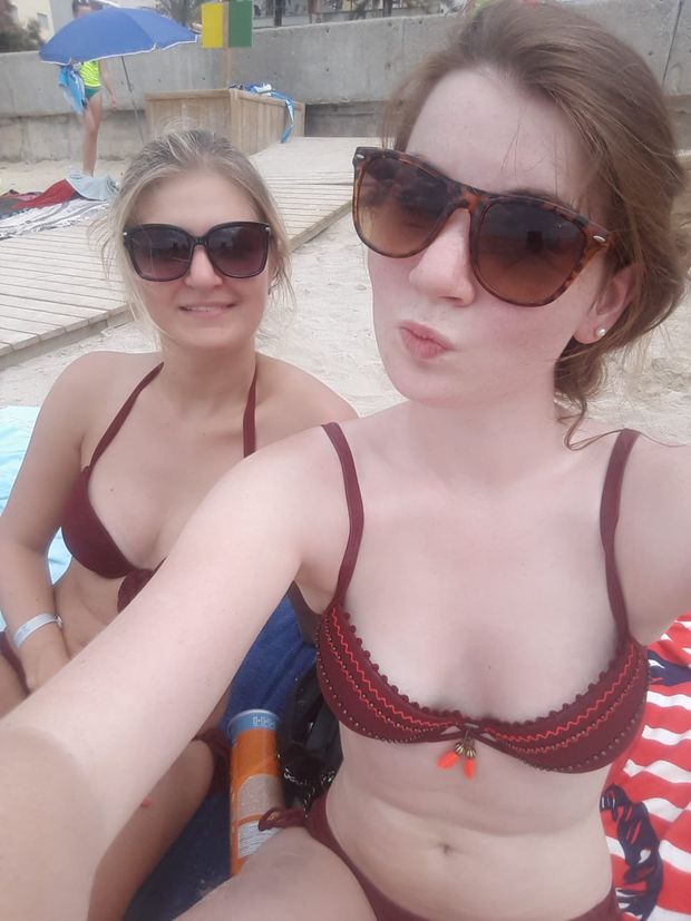 beach selfie