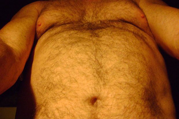 Aime beaucoup les Trans et sexes des femmes velues