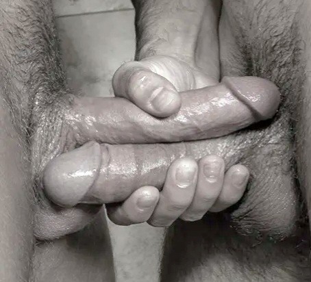 My kind of handshake...❤️