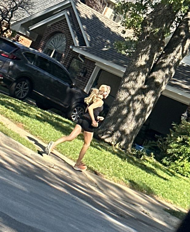 Candid Jogging Ass