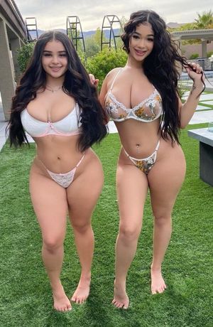 Lexie & Val lingerie backyard