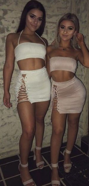 Left or right? And how’re you gonna fuck them