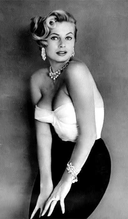 Anita Ekberg