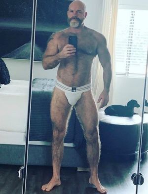 Would Love to Be Your Sex Slave Papi !!!!!!!!!