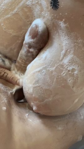 @liveitup, I’d love to shower with you