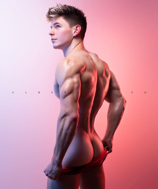 280423 Lewis Noden