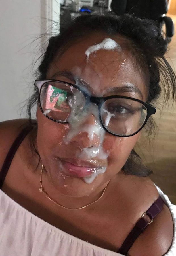 Sexy ebony with huge facial
