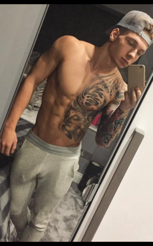 Grey sweatpants selfie