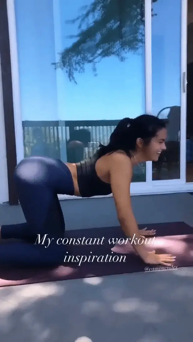Camila Mendes