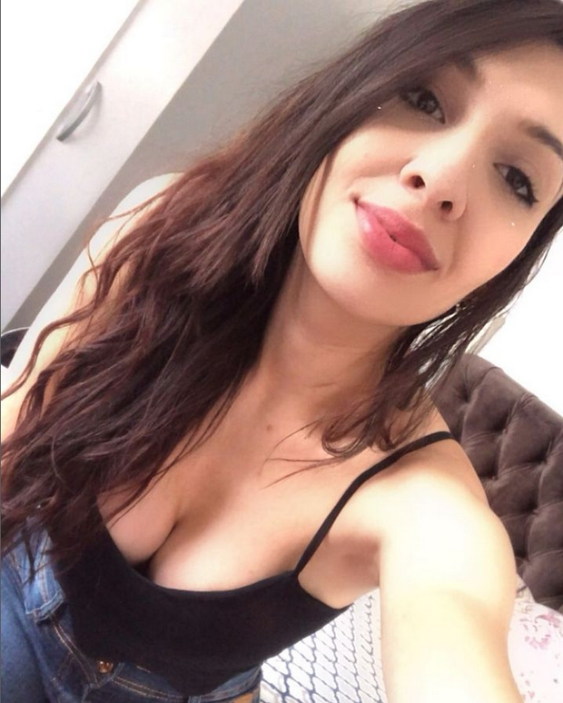 Hot latina teen with big natural ass and fake tits 7
