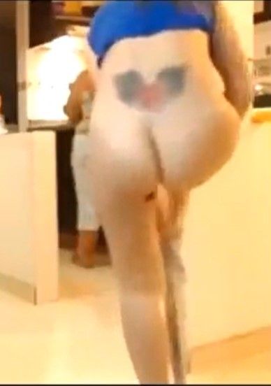 Valery's yummy tushy