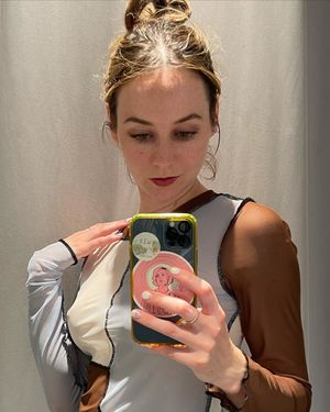 she wants you to stare