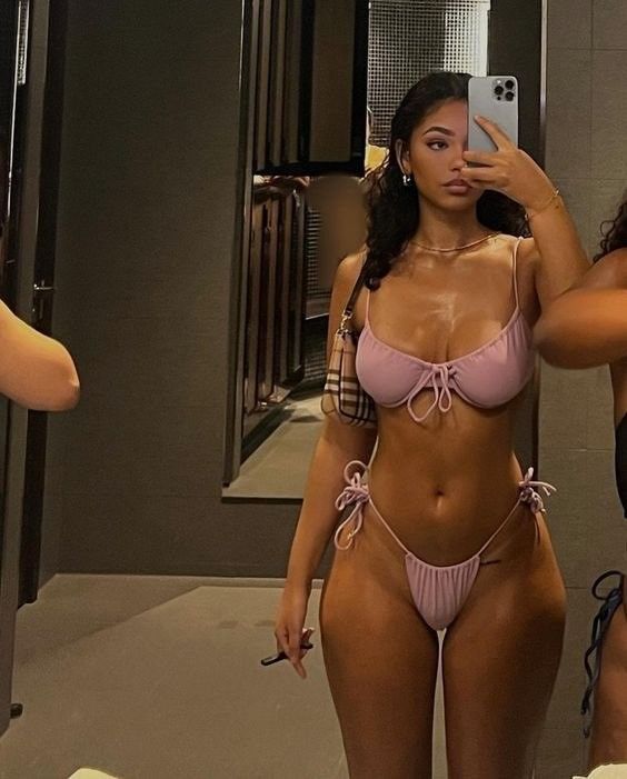thick busty latina