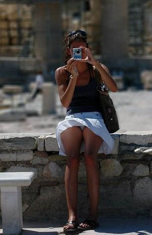 Candid Upskirt Voyeur