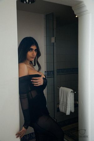 Mia Khalifa onlyfans