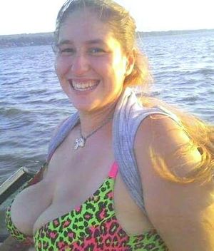 Horny maggie Wallace..waldron..good cheap whore