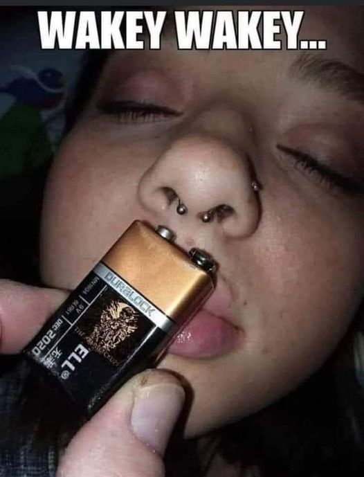 LMAO!Way to ruin a perfectly good 9 volt batterry!