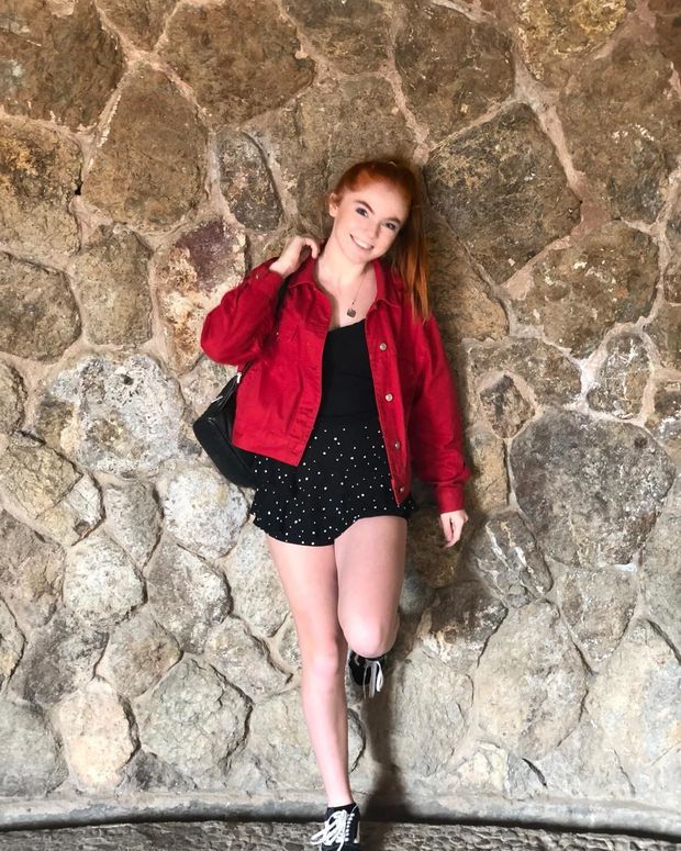 Fuck her pussy raw against the wall