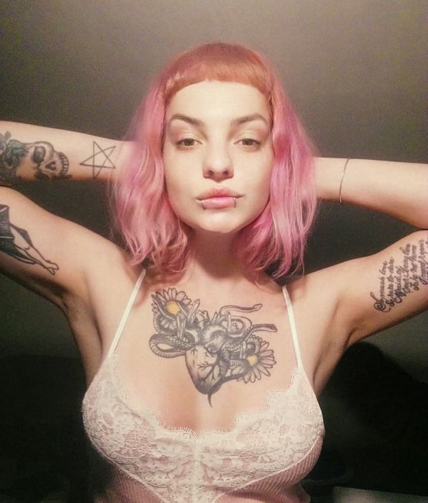 Sexy pink bitch