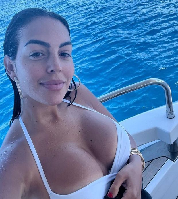Georgina Rodriguez big boobs