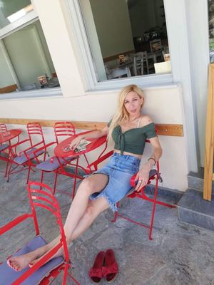 I'm a Greek married slut, and I only party with black cock.