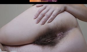 spreading her hairy crack