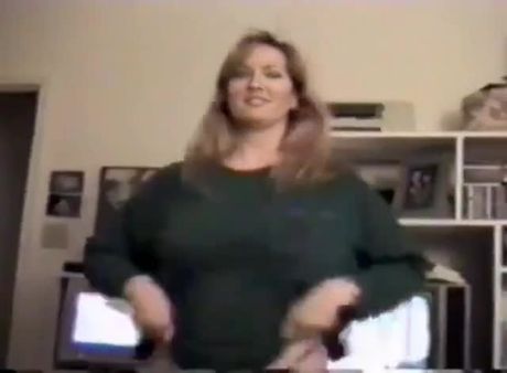 BIG TITS COLLEGE BABE FLASHES