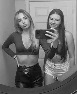 Anys & friend bathroom selfie