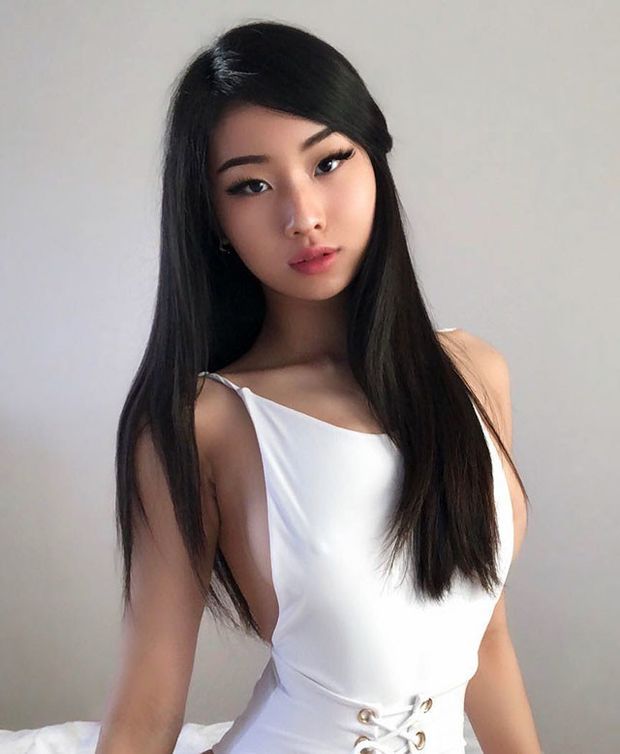 Gorgeous Japanese girlfriend