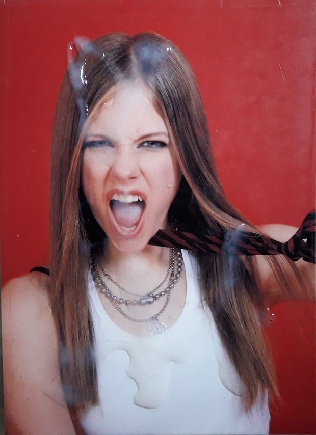 Princess Avril Lavigne drenched