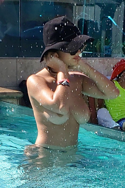 Tao Wickrath @ Sapphire Pool