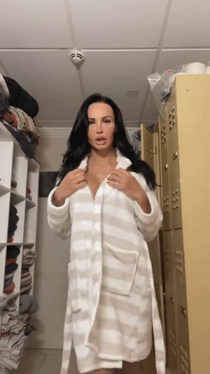 Please Cum Inside Me 696