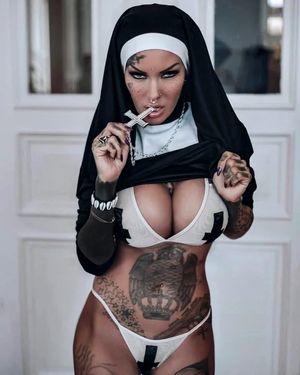 Nun