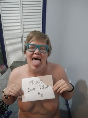 Dumb slut begging for cum tributes, please cover me in cum